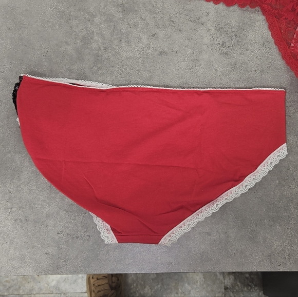 LOT of Christmas Panties - Picture 9 of 10